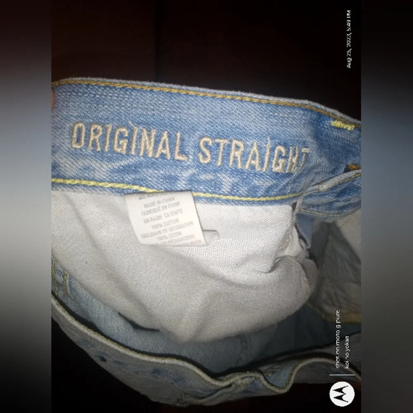 AE AirFlex+ Distressed Relaxed Straight Jean 28 - Picture 4 of 10